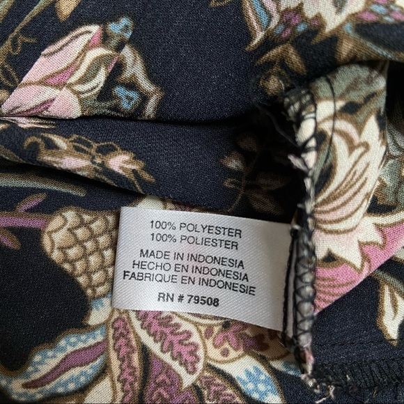 𝅺VIOLET & Claire New York Floral Print Top - Picture 2 of 10